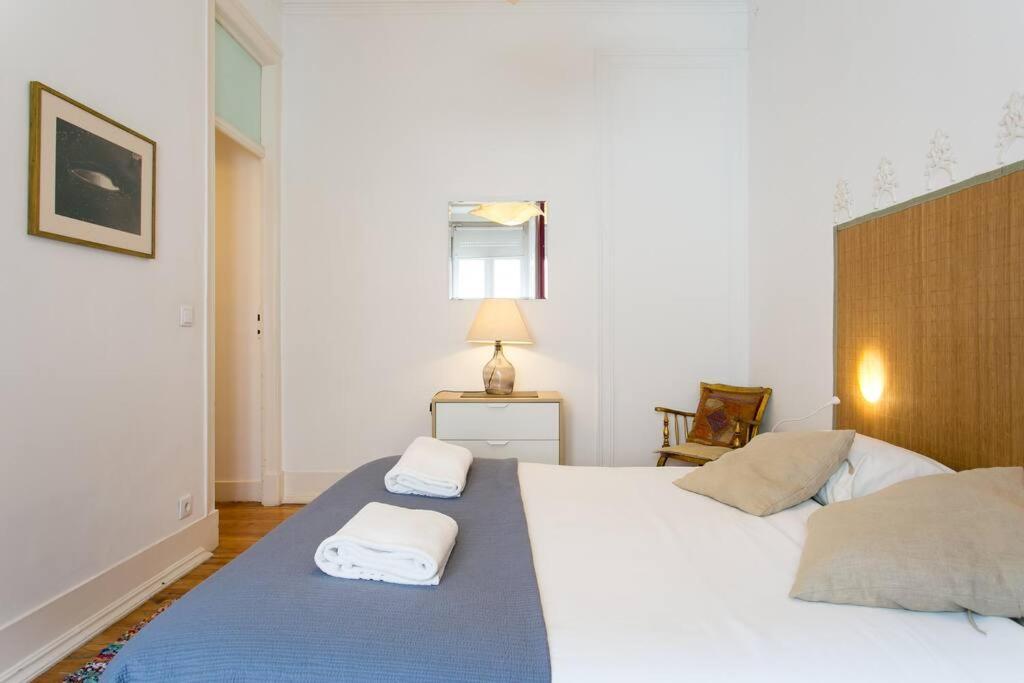 Principe Real Cool And Artistic 3 Bedrooms Flat! Lisboa Ngoại thất bức ảnh